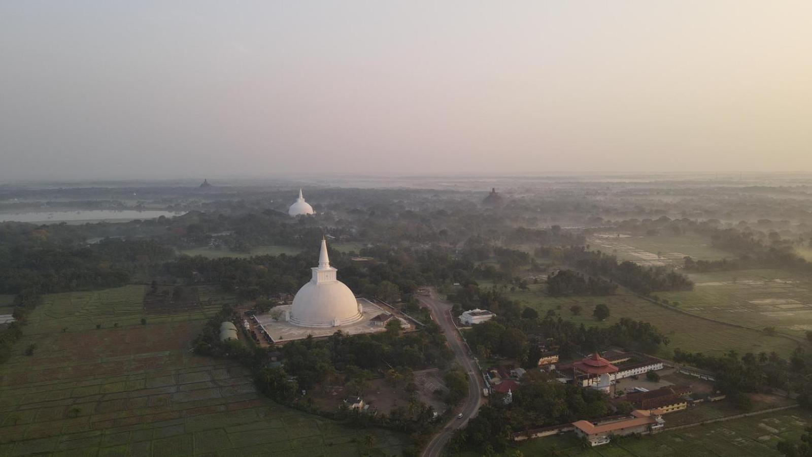 Ehala Family Rest Anuradhapura Exterior foto